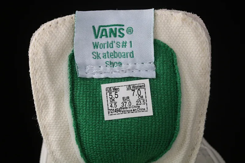All categories Vans Vans series Vans Mid Vans Sk8 Mid Reissue Vans mid-top VN0A391FTP0 One size too large